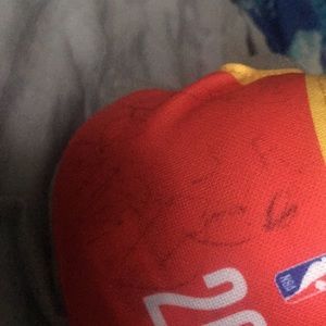 ATL Hawks 2019-2020 team autographed plush